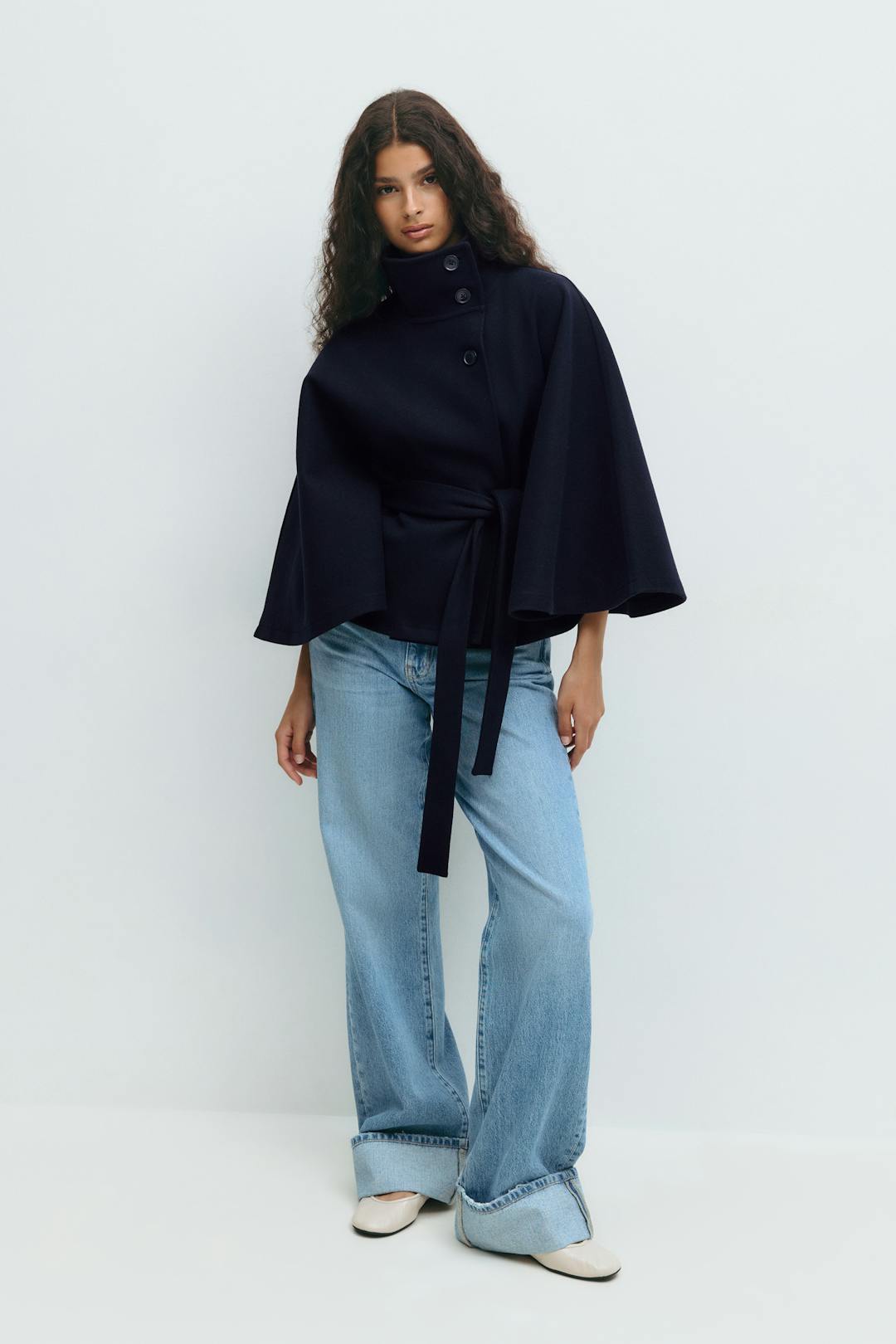 Damen Cape-Mantel mit Stehkragen und Bindegürtel – Eleganter Poncho-Mantel, Herbst Winter