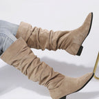 Damen Slouchy Stiefel in Wildlederoptik – Kniehohe Stiefel mit spitzer Zehenpartie, Herbst Winter
