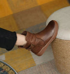 Damen Leder-Stiefeletten mit Schnalle – Flache Ankle Boots mit gepolsterter Plateausohle, Herbst Winter