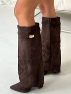 Damen Kniehohe Umschlagstiefel in Wildlederoptik – Faltstiefel mit goldener Schnalle, Herbst Winter