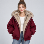 Damen Kurze Steppjacke mit Kunstfellkapuze – Warme Winterjacke mit Fellbesatz