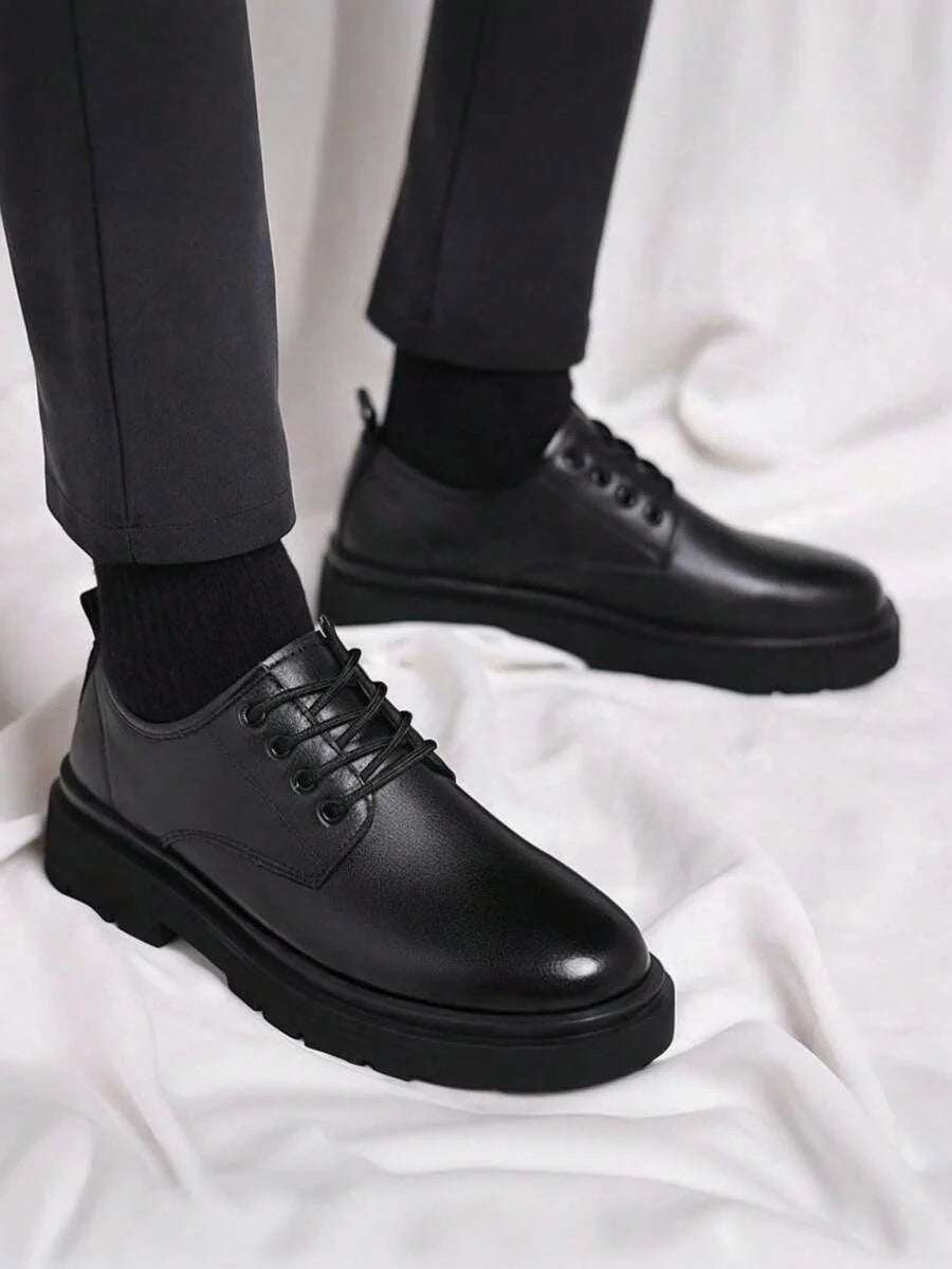 Schwarze Herren Derby-Schuhe mit Ösen