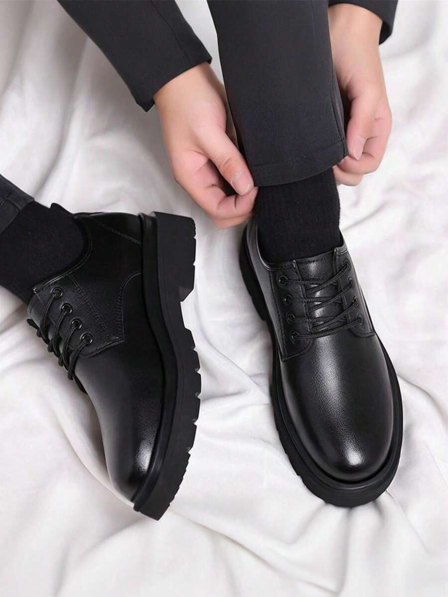 Schwarze Herren Derby-Schuhe mit Ösen