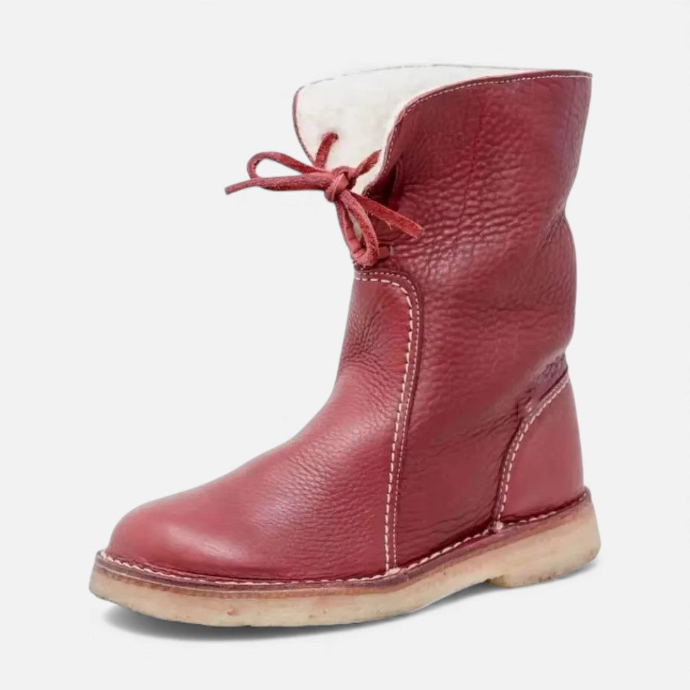 Gefütterte Damenstiefel mit Schnürung und Umschlag