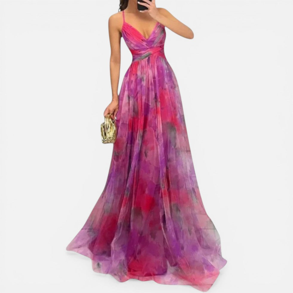 Maxikleid mit Spaghettiträgern und fließendem Schnitt