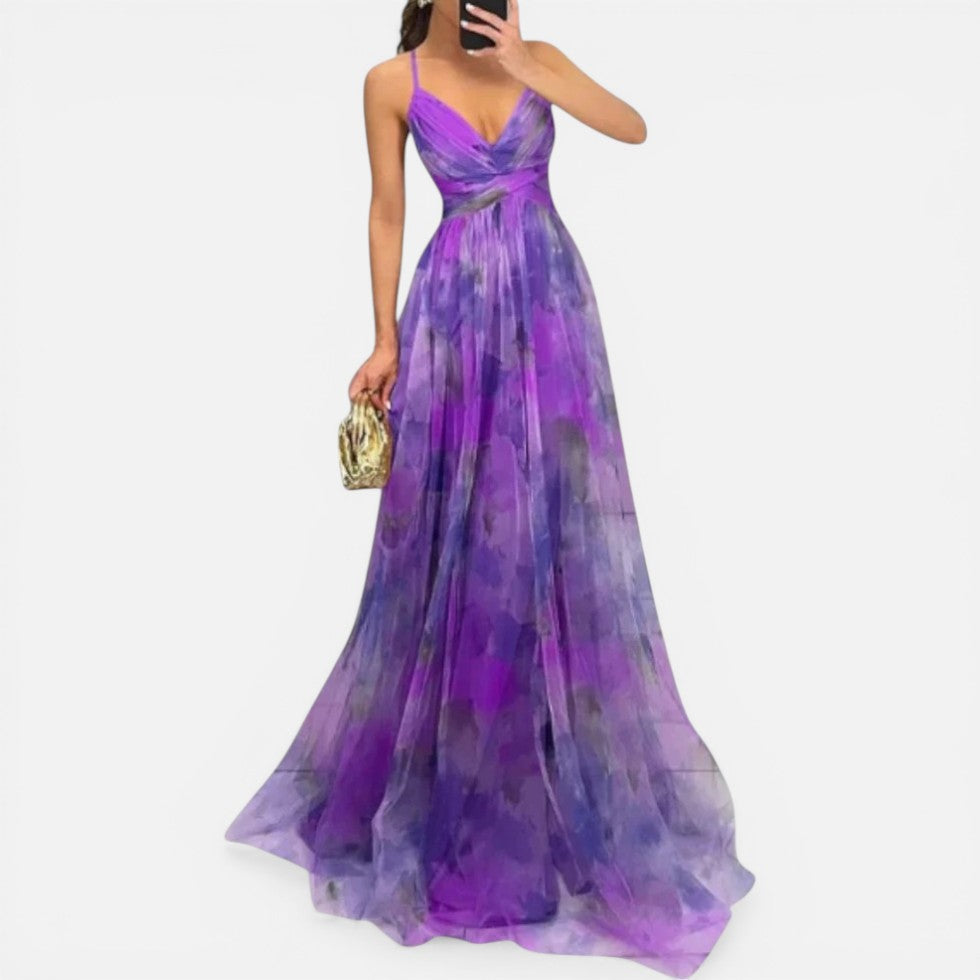 Maxikleid mit Spaghettiträgern und fließendem Schnitt