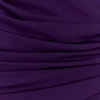 Langes Abendkleid mit tiefem Rückenausschnitt und Drapierung