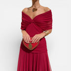 Schulterfreies Midikleid mit Drapierung