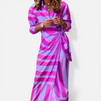 Wickelkleid mit Streifen und Taillengürtel