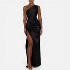 Maxikleid mit One Shoulder Design und hohem Schlitz