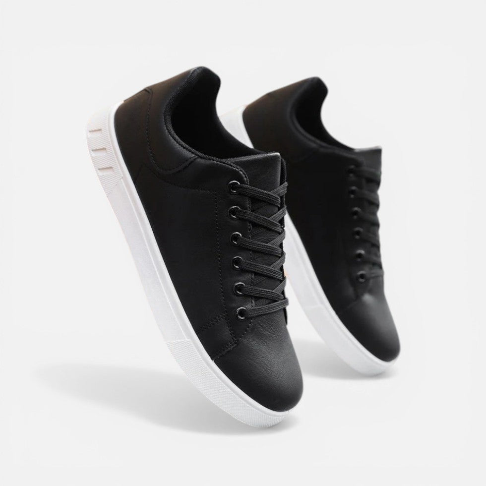 Herren Sneaker mit Schnürung und glatter Oberfläche