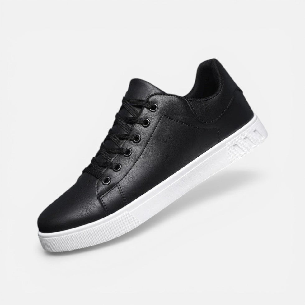 Herren Sneaker mit Schnürung und glatter Oberfläche