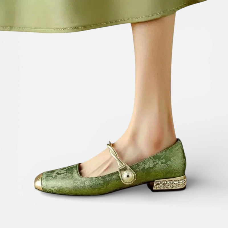 Orthopädische Damen Ballerinas mit Knöchelriemen und Absatz