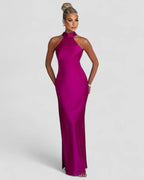 Satin-Ballkleid mit offenem Rücken und Wasserfallkragen